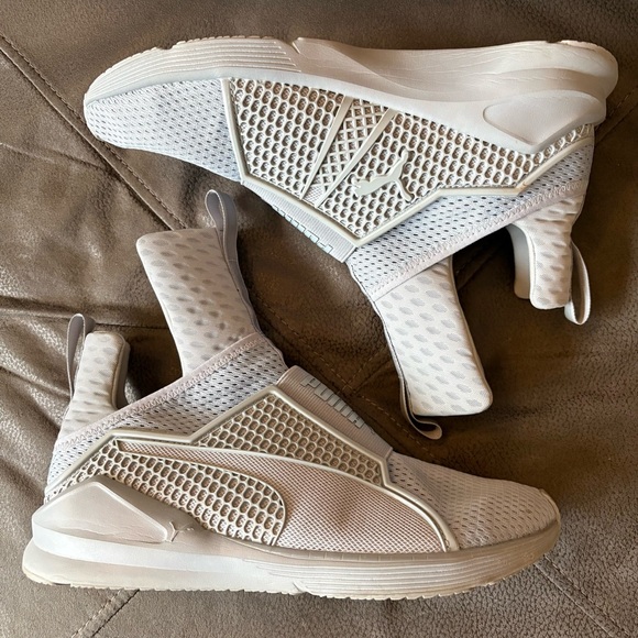 Fenty x Puma Hi Top Trainers Sneakers Gray Savage Fierce Gym Shoes Comfy Size 9 - Picture 1 of 14